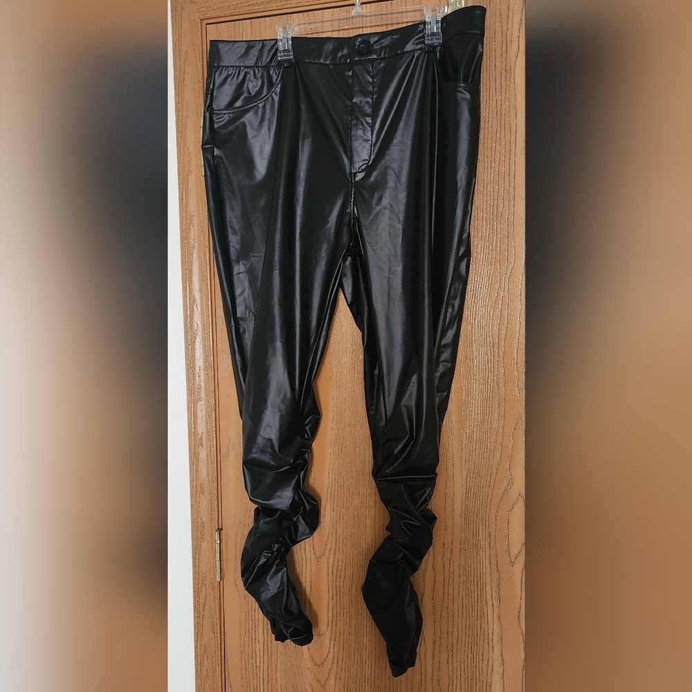 Shein Plus Size Women's Faux Leather High Waist Ruched Black Zip Pants Sz 3XL